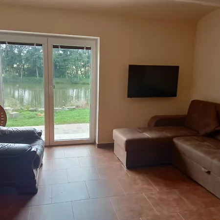 Cosy House For Relaxing And Sightseeing Honezovice